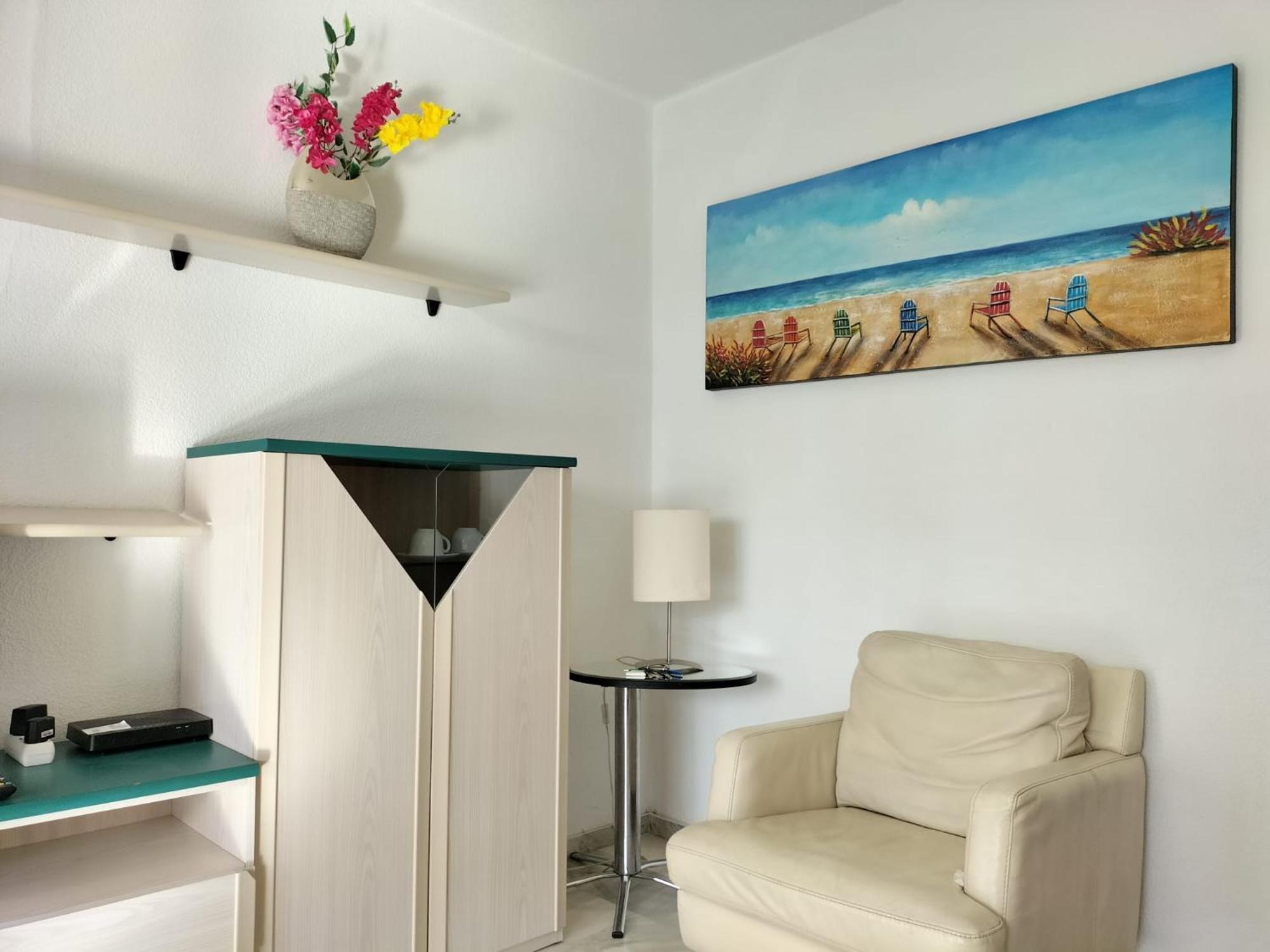 Paraiso Mediterraneo Levante Beach Pool & Parking Бенидорм Экстерьер фото